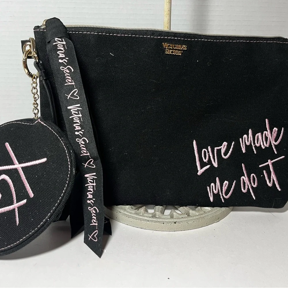 Victoria's Secret wristlet set